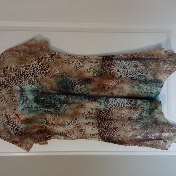 Top - Picture 3 of 3